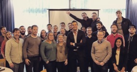Thomas Prommer collaborating with executive team